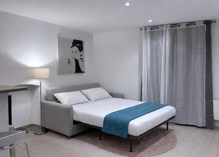 Vue - Centre - 150 M Coeur De * Ajaccio (Corsica)